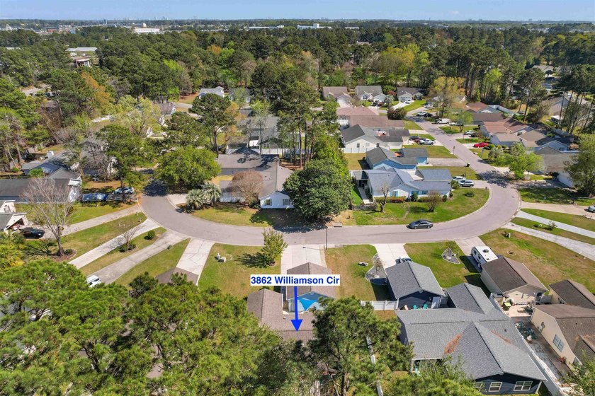 Rare opportunity in Azalea Place-homes here hardly ever hit the - photo 39