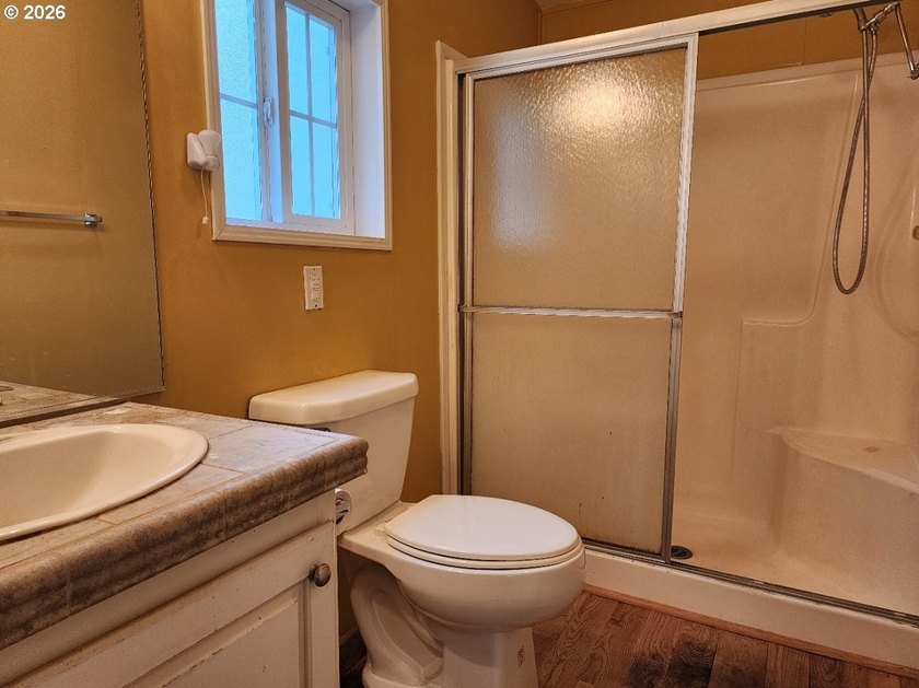 Enjoy coastal living in this charming 3 bedroom, 2 bathroom home - photo 13
