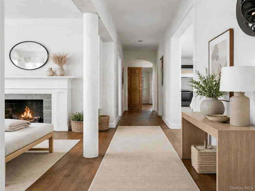 Welcome to 720 Franklin Blvd!!! A distinctive corner property - photo 3
