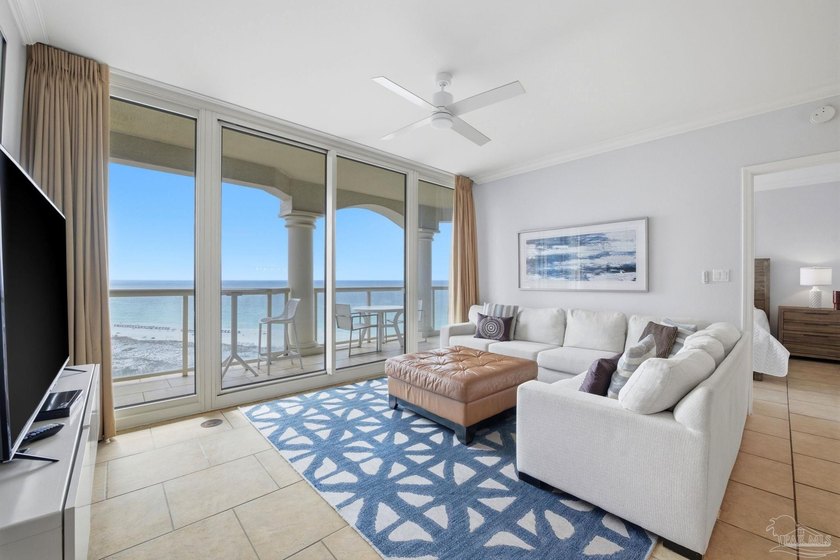 Floor-to-ceiling glass, a private balcony with a built-in grill - photo 5