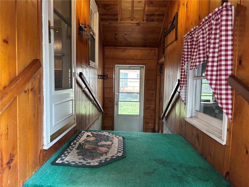 This home is ready for another generation of happy memories and - photo 27