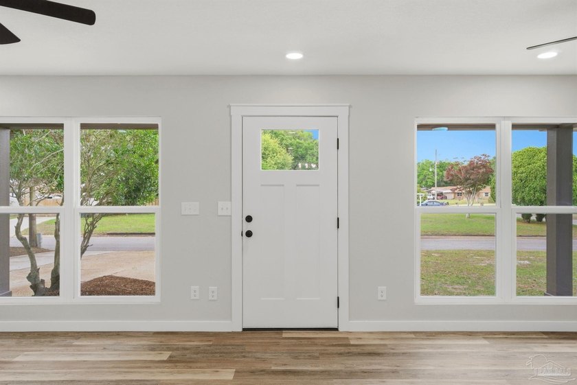 Seller is motivated and welcomes offers! Offered at under $300 - photo 8