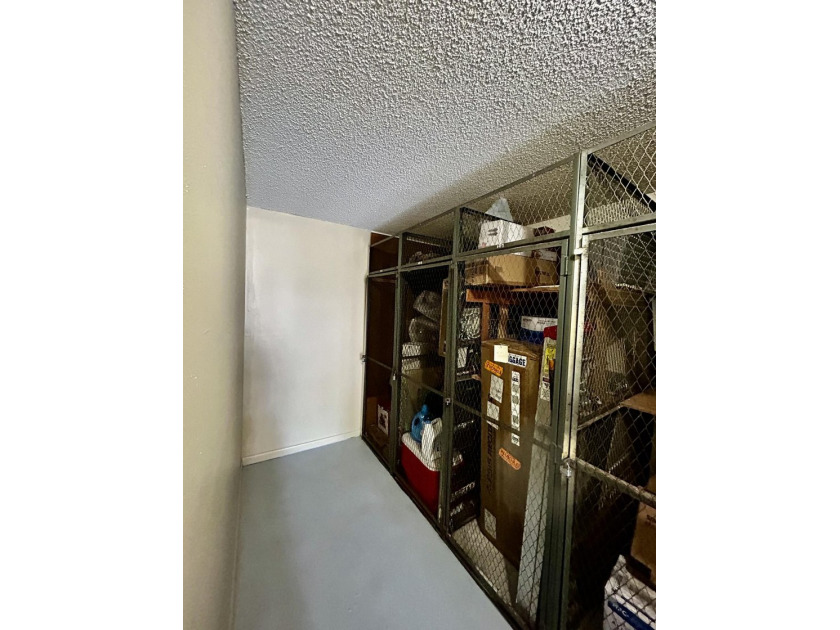 Beautifully updated 2-bedroom, 2-bath residence located in the - photo 59
