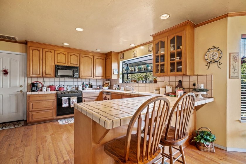 Welcome to peaceful country living on a spacious 1.14-acre lot - photo 17