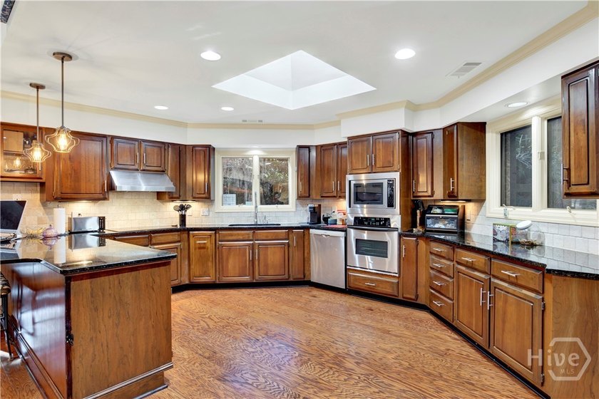 Welcome to 217 Wiley Bottom Road, an exceptional single-story - photo 11