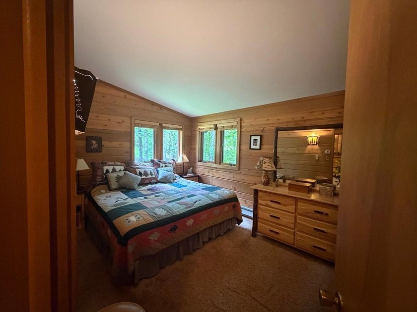 PAPOOSE LAKE GEM. This Turn-Key, fully furnished 3-bedroom, 2 - photo 14