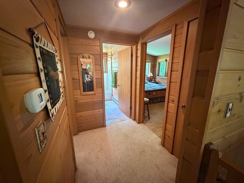 PAPOOSE LAKE GEM. This Turn-Key, fully furnished 3-bedroom, 2 - photo 17