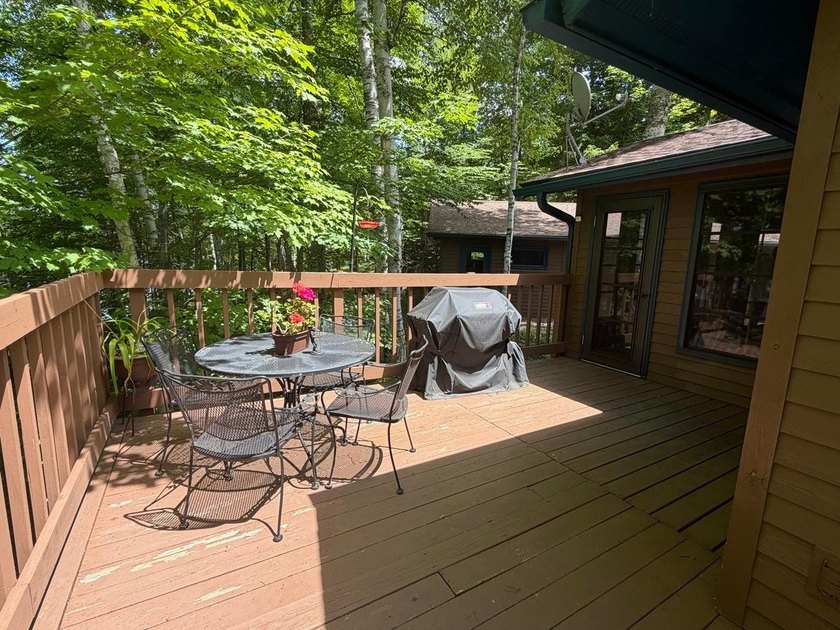 PAPOOSE LAKE GEM. This Turn-Key, fully furnished 3-bedroom, 2 - photo 30