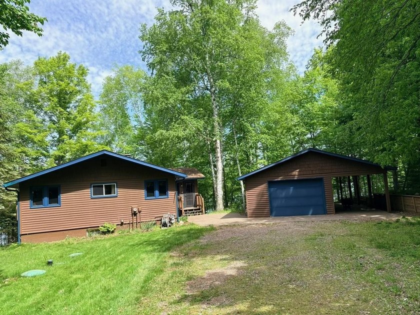 PAPOOSE LAKE GEM. This Turn-Key, fully furnished 3-bedroom, 2 - photo 31
