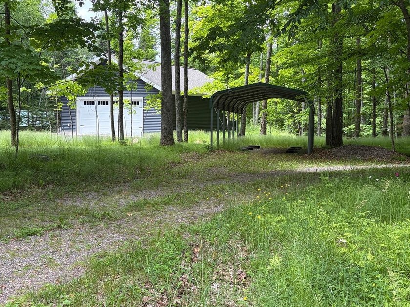 PAPOOSE LAKE GEM. This Turn-Key, fully furnished 3-bedroom, 2 - photo 41