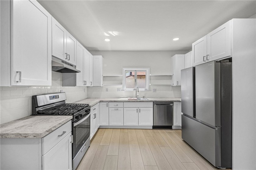 Welcome to 714 Otis Street in Rochester, NY! This adorable - photo 11
