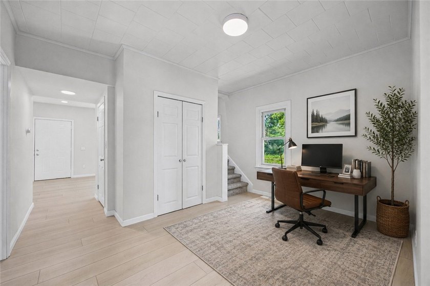 Welcome to 714 Otis Street in Rochester, NY! This adorable - photo 18
