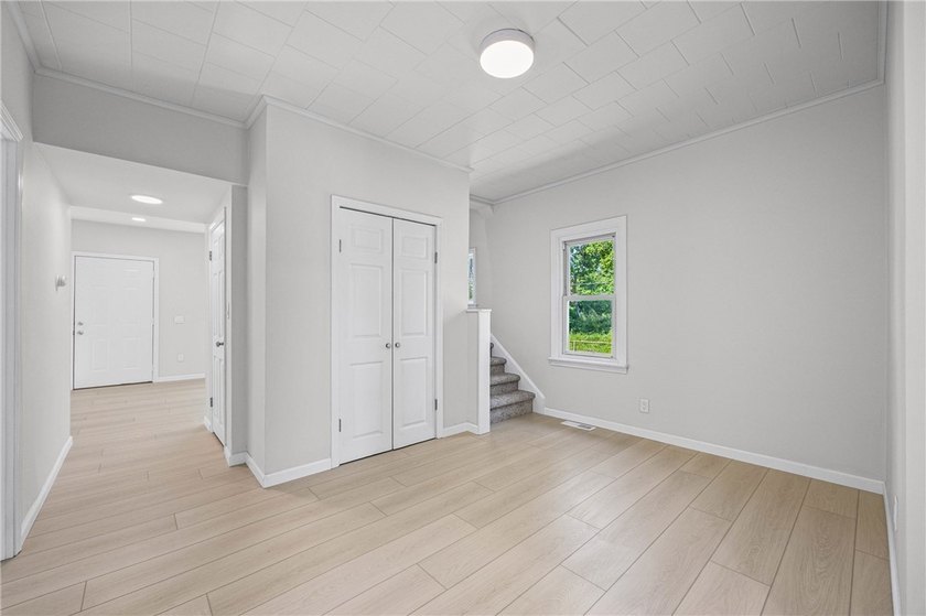 Welcome to 714 Otis Street in Rochester, NY! This adorable - photo 19