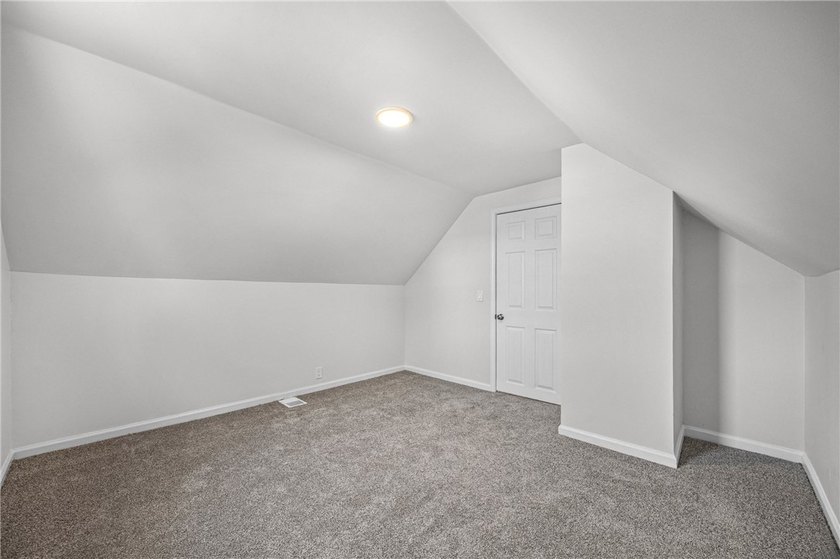 Welcome to 714 Otis Street in Rochester, NY! This adorable - photo 28