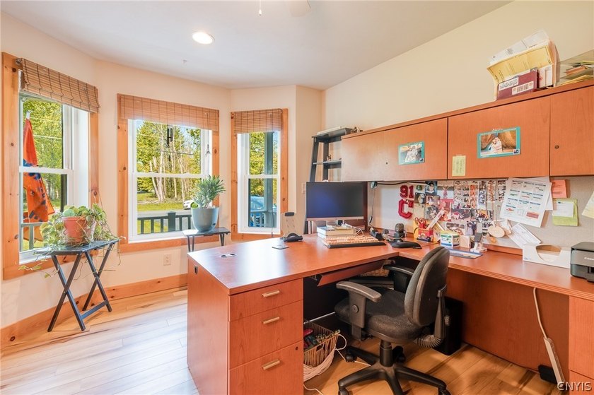 Welcome to this fabulous, custom M.E.I.D. built 2,105 sq. ft - photo 4