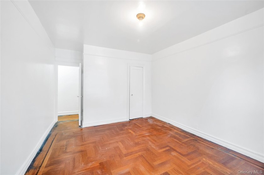 Welcome to this exceptional multi-family residential building - photo 11