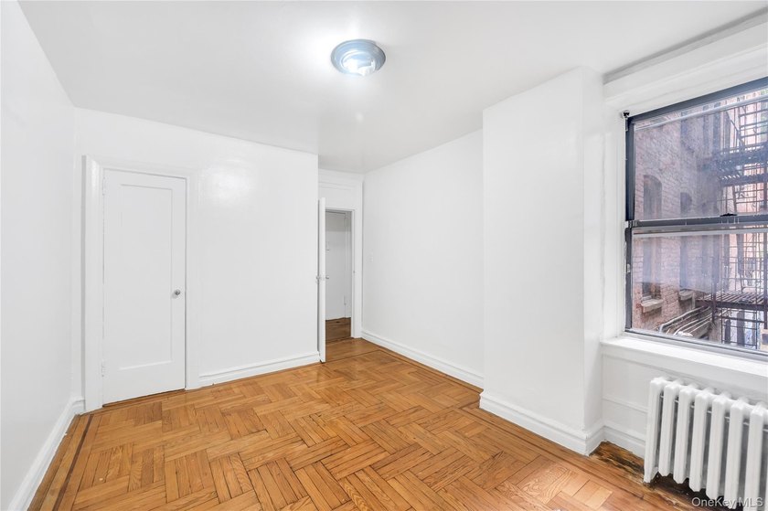 Welcome to this exceptional multi-family residential building - photo 17