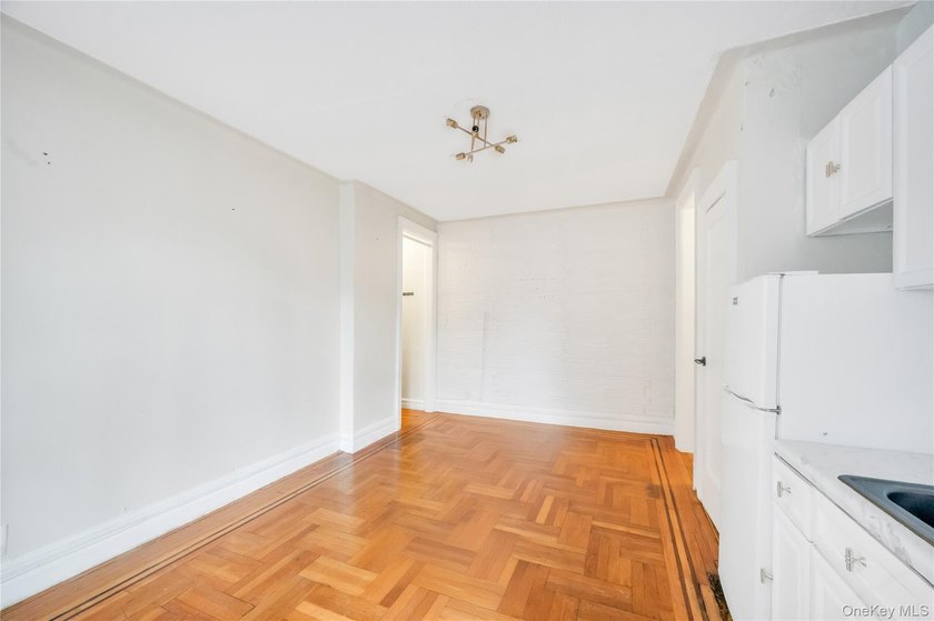 Welcome to this exceptional multi-family residential building - photo 29