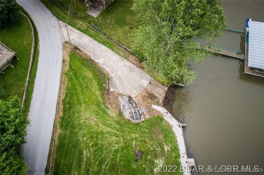 Prime Lake Valley subdivision lots just steps from Hole #5 with - photo 3