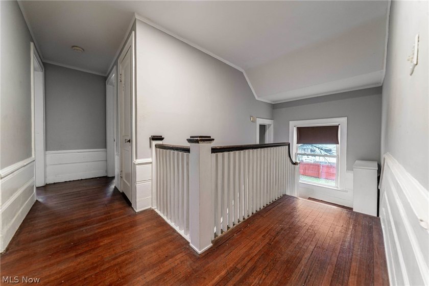 Welcome to 20303 Lake Shore Blvd, a spacious 5-bedroom Colonial - photo 24
