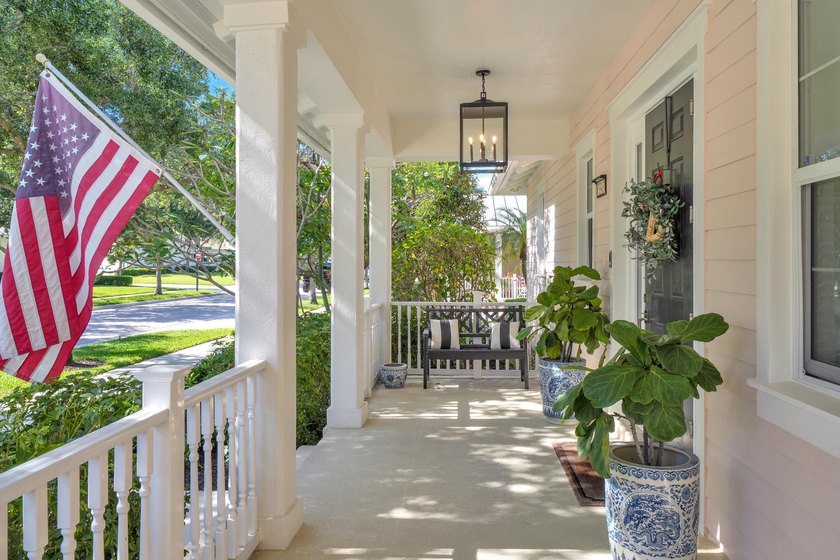 4 BR, 3.5BA expertly renovated masterpiece w/ heat/chilled pool - photo 39