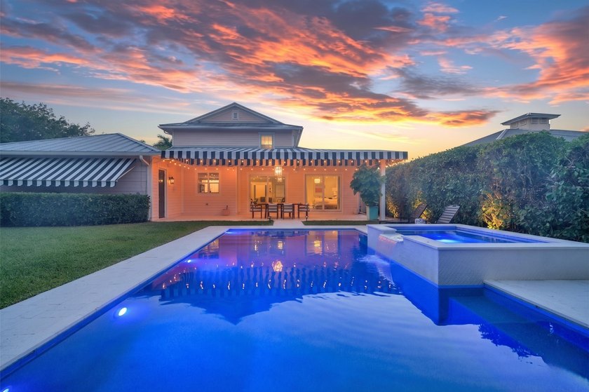 4 BR, 3.5BA expertly renovated masterpiece w/ heat/chilled pool - photo 44