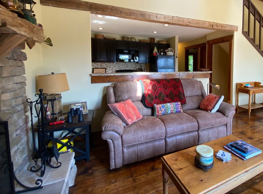 Welcome to this beautifully remodeled lakeview home, offering - photo 12