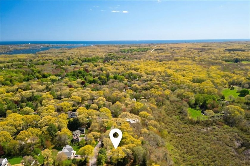 NATURE LOVERS RETREAT! Tucked away on a beautifully maintained - photo 42