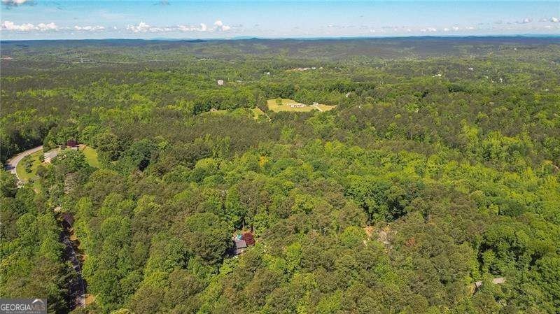11.5 acres of prime residential property. Ideal for family - photo 9