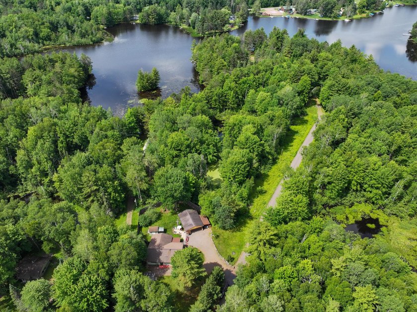(208/JM) Enjoy Lake Living Without the Lake Price! This cozy - photo 30