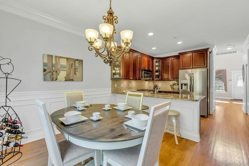 Welcome to effortless living in this beautifully maintained - photo 15