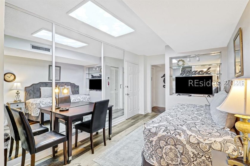Dual-Income Potential Meets Effortless Coastal Living: Welcome - photo 25