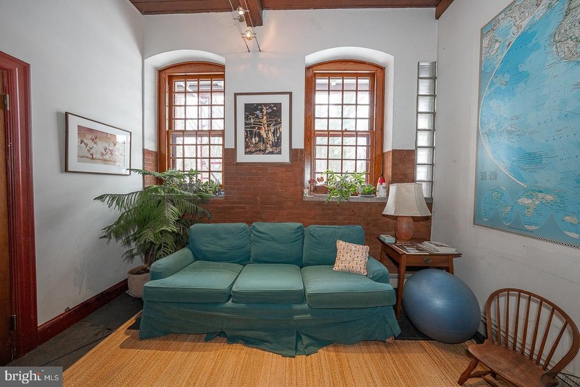 Approximately 4,630 square feet, five bedrooms, three and a half - photo 25