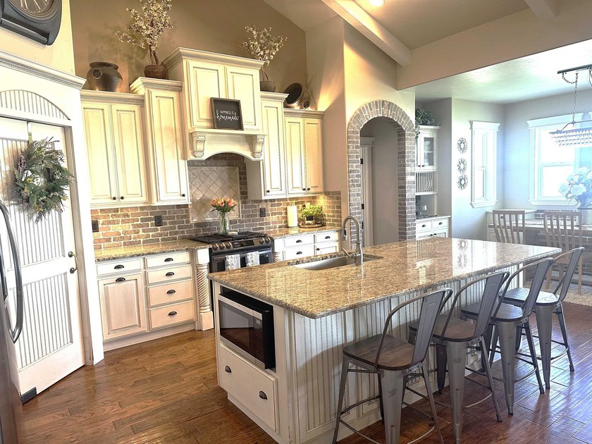This ONE owner, custom built home, features large picture - photo 7