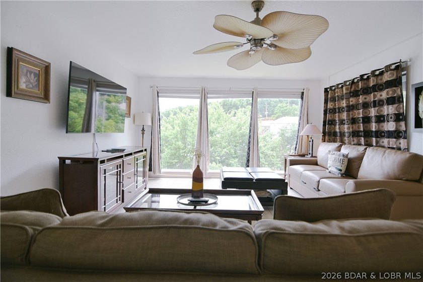 Welcome to Regatta Bay, one of the Lake's most unique waterfront - photo 29