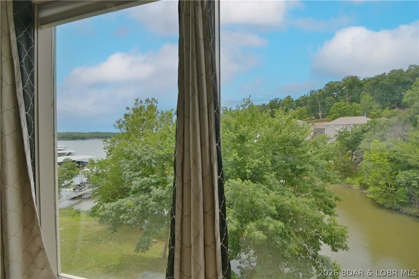 Welcome to Regatta Bay, one of the Lake's most unique waterfront - photo 38