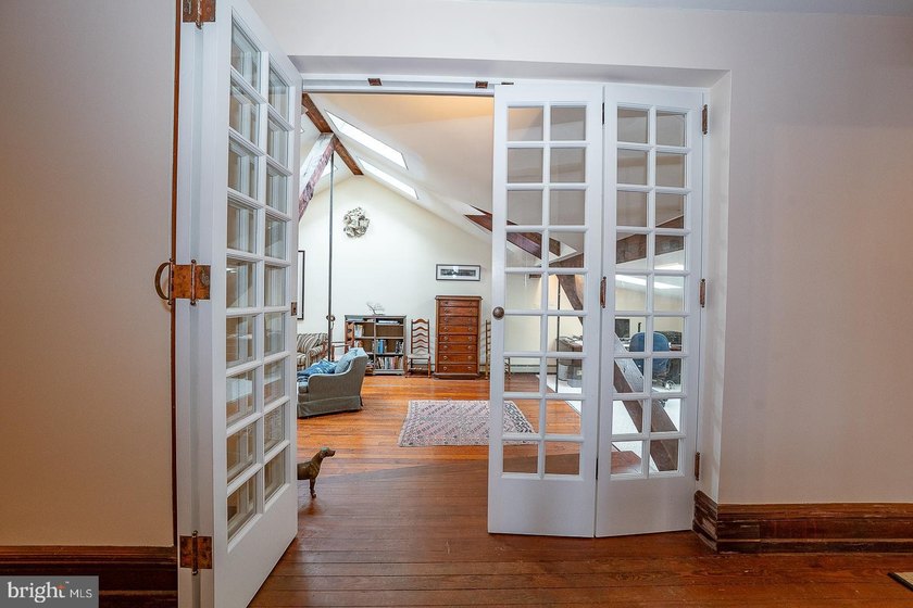 Approximately 4,630 square feet, five bedrooms, three and a half - photo 42