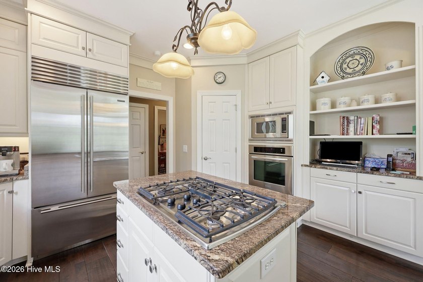 Perfectly positioned within the prestigious Pinewild Country - photo 12