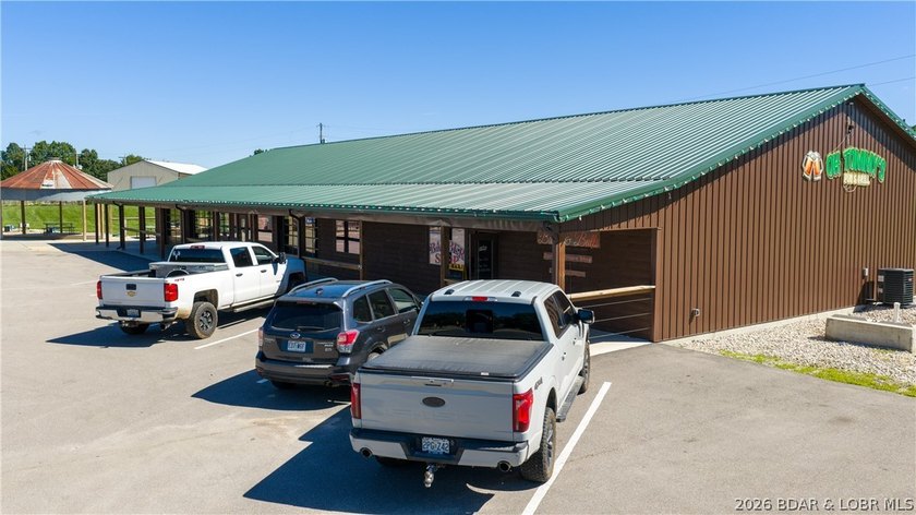 Outstanding commercial opportunity or the ultimate man cave! - photo 22