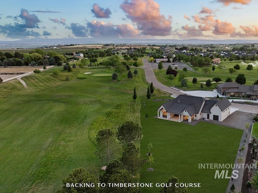 Brand-new luxury single-level home on nearly one acre, backing - photo 32