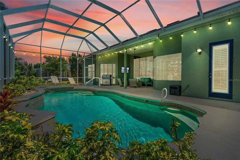 Welcome to 1311 Crepe Myrtle Lane, a stunning residence in the - photo 11