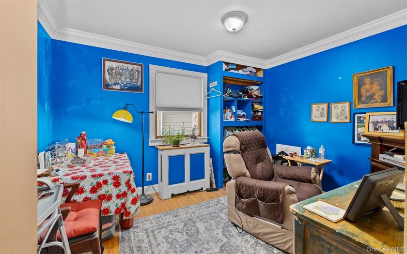 Welcome to this well maintained 3 bedroom home ideally located - photo 8
