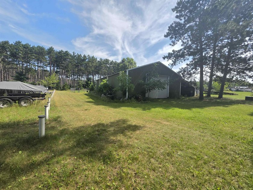 Easy to maintain and in a park RIGHT ON Castle Rock Lake! This - photo 25