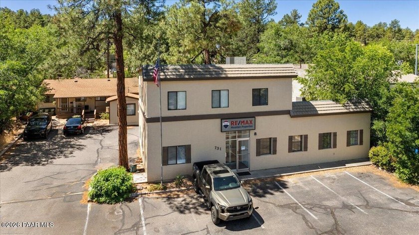 Exceptional Investment Opportunity! Own a versatile - photo 2