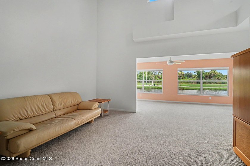 Enjoy relaxed Florida living in this charming 2-bedroom, 2-bath - photo 7