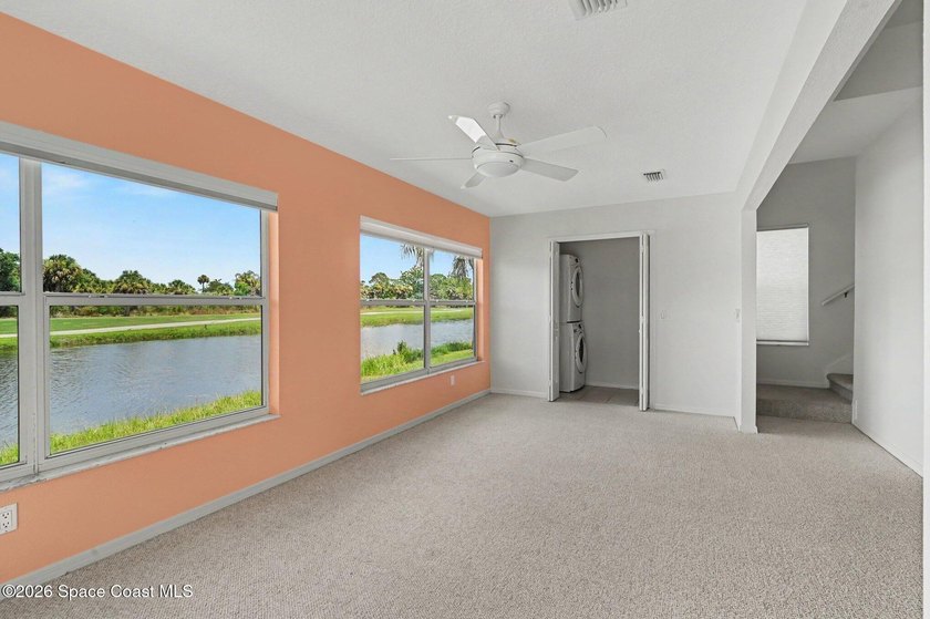 Enjoy relaxed Florida living in this charming 2-bedroom, 2-bath - photo 9
