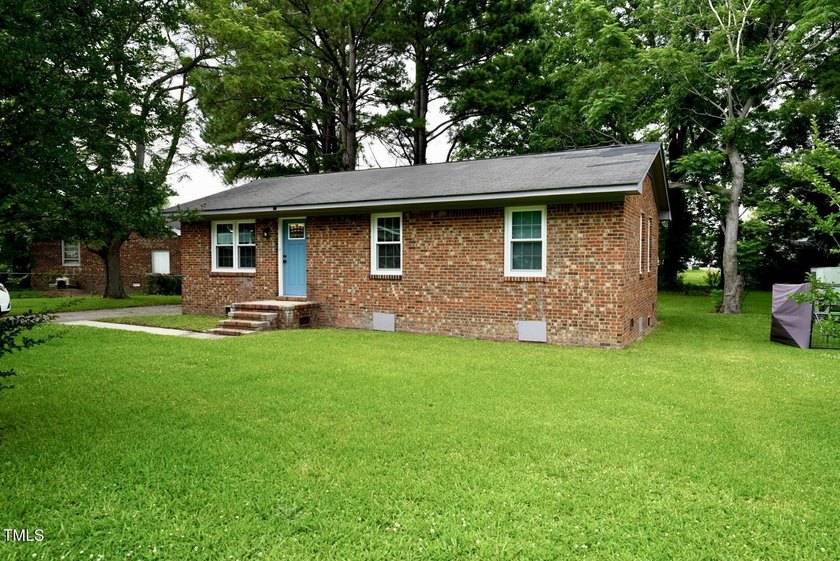 Charming Remodeled Brick Ranch Near the Pamlico River! Don't - photo 22