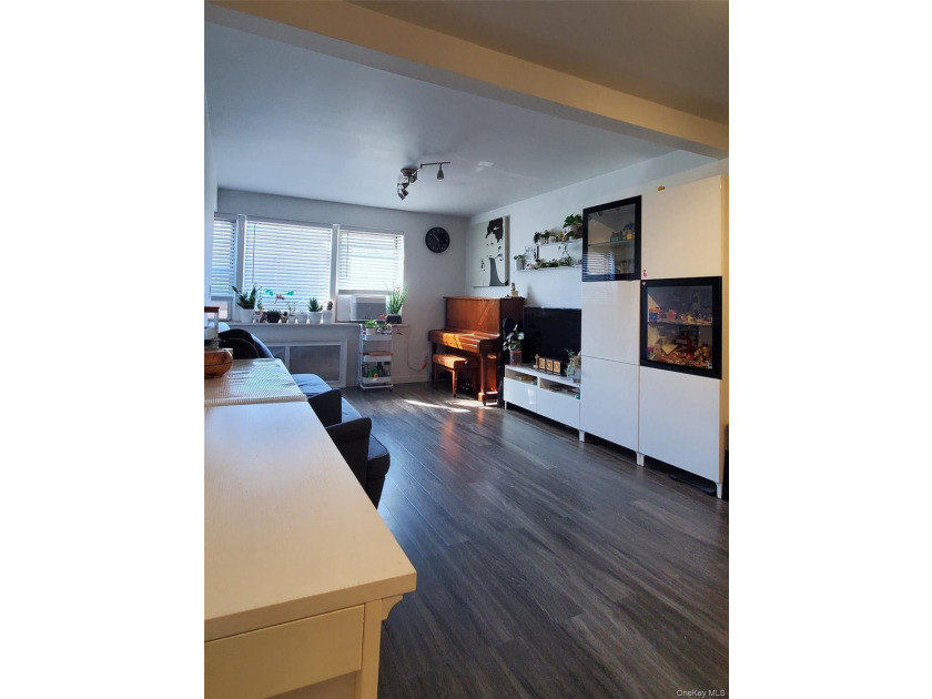 Beautiful garden apartment located in the heart of Kew Garden - photo 3