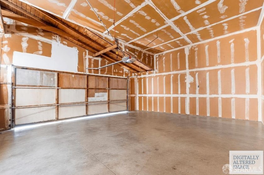 Newly repositioned to approximately a 5.44% estimated current - photo 17
