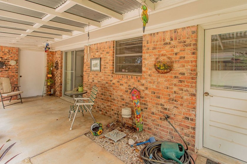 Charming traditional 3-bedroom, 2-bath home offering 1,448 - photo 29